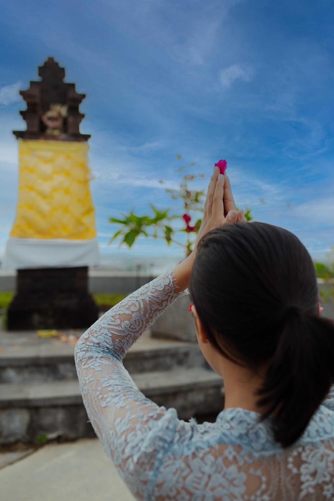 Frii Bali Echo Beach Hotel Canggu  Exterior photo