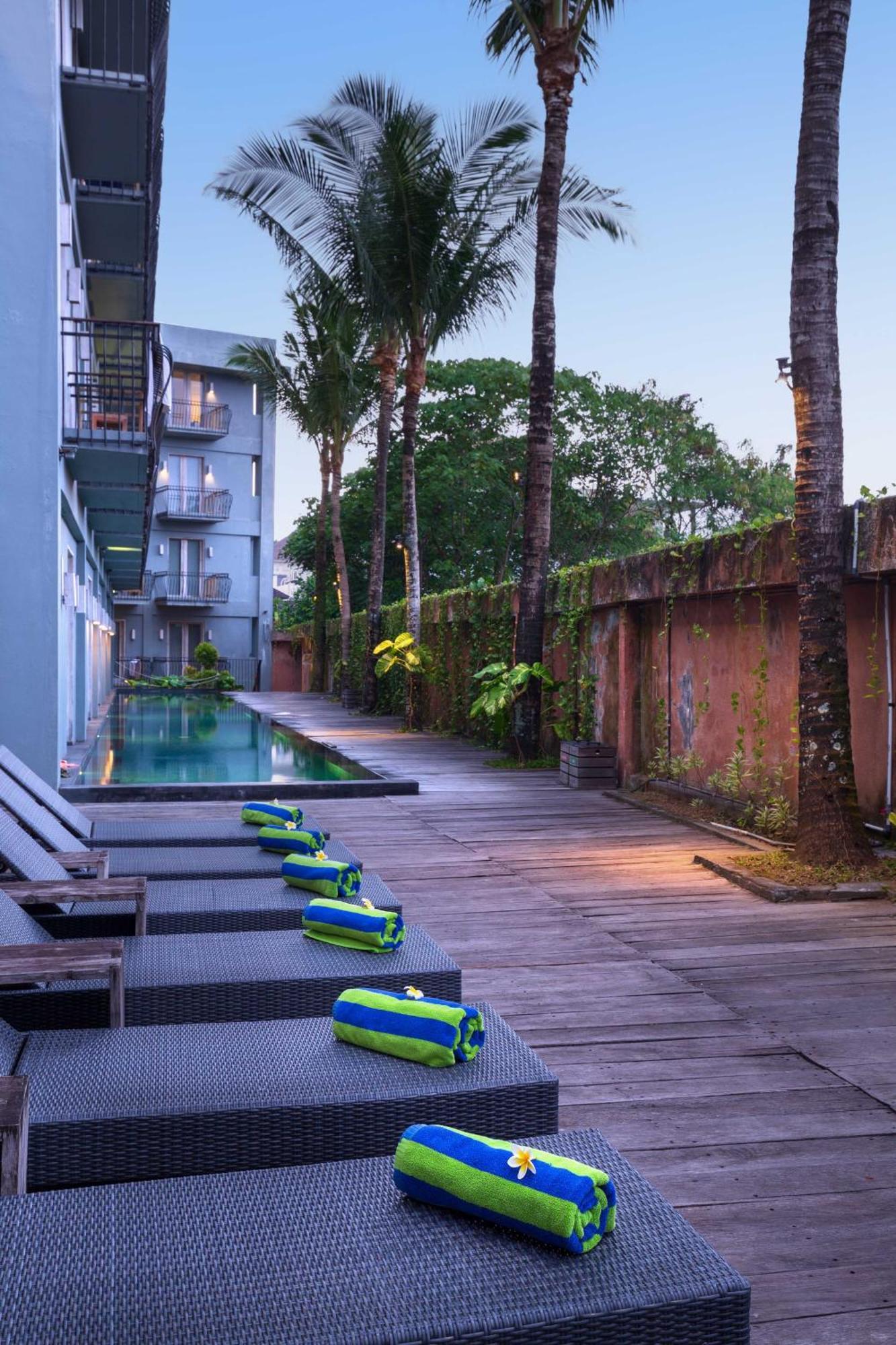 Frii Bali Echo Beach Hotel Canggu  Exterior photo